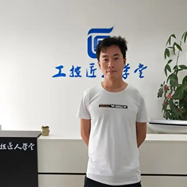 罗老师